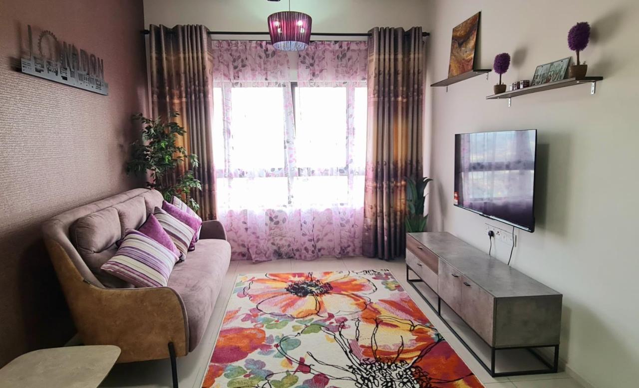 Te Amo Gandaria Bangi Pool View Netflix Full Aircond Apartment Bandar Baru Bangi Bagian luar foto